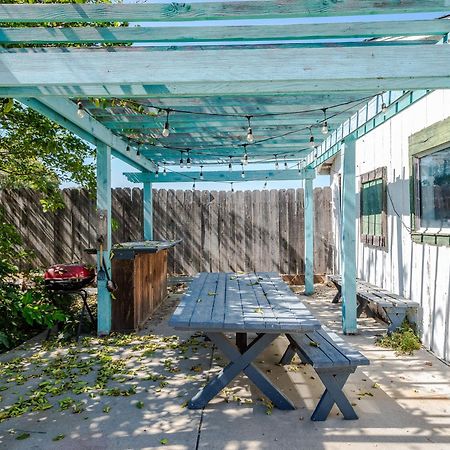 Den Street Cottage ロス・アラモス エクステリア 写真